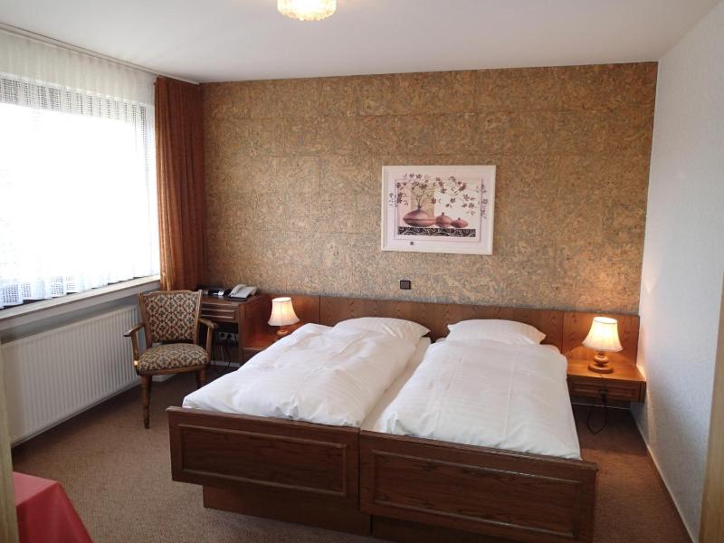 Double Room image 2
