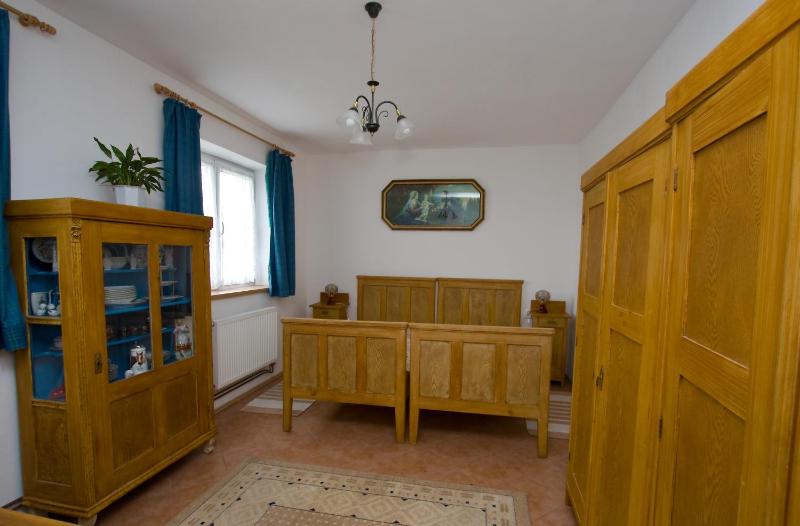 Apartment (5 Adults) image 4