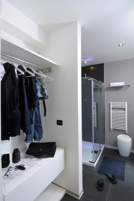 Two-Bedroom Apartment - Annex image 3