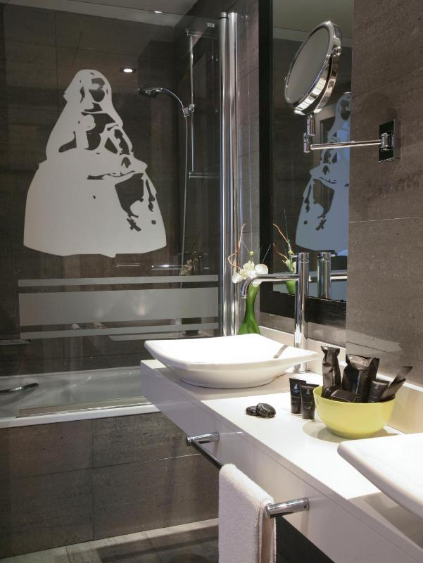 Junior Suite image 4