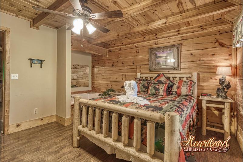 Cozy Den - image 6