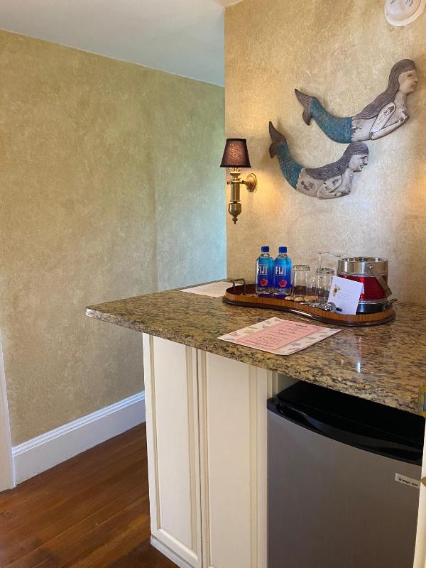King Suite image 2