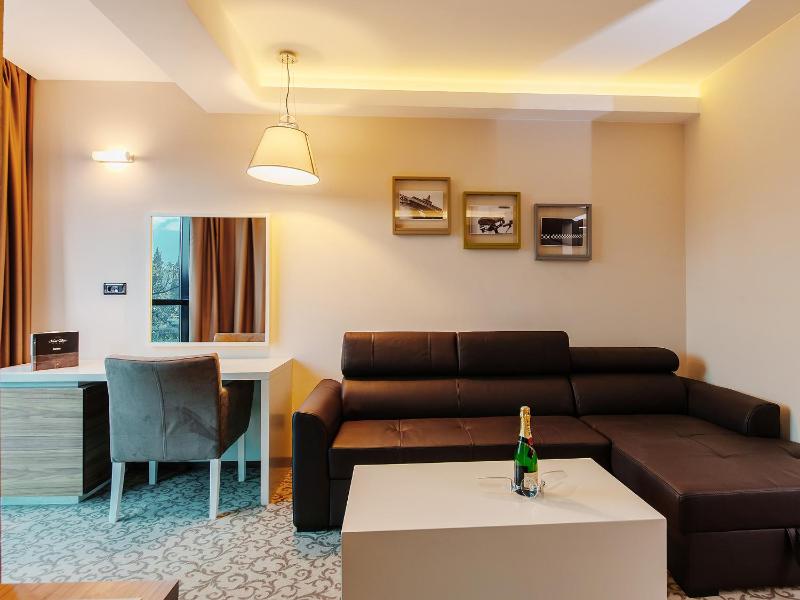 Junior Suite image 3