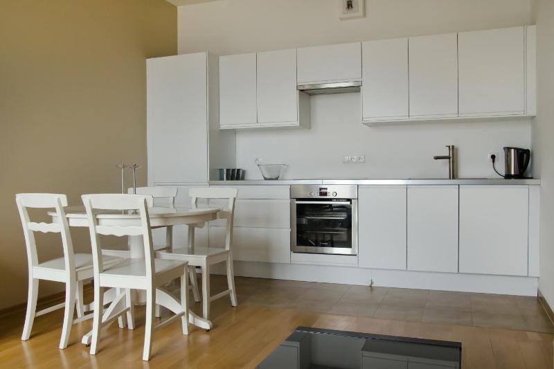 Apartment (4 Adults) image 2