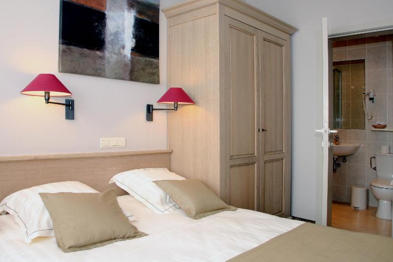 Double Room Back Side image 3