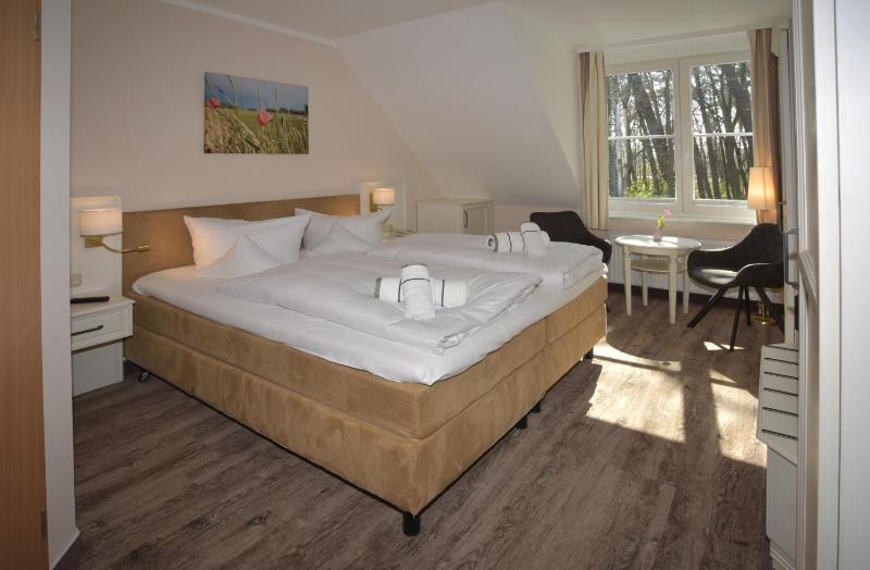 Double Room with Forest View image 3