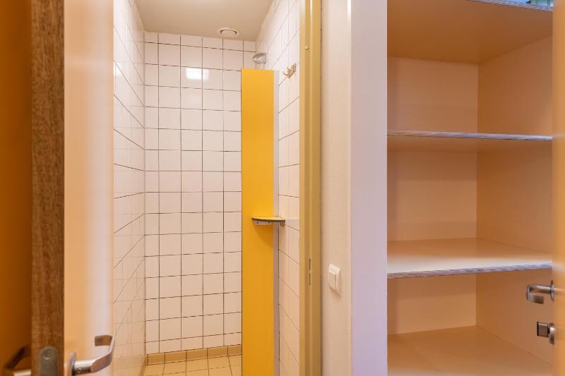 Quadruple Room with Private Bathroom image 4