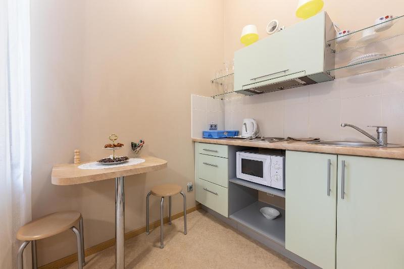Studio Apartment image 3