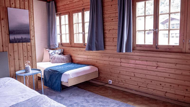 Triple Room with Mountain View image 4