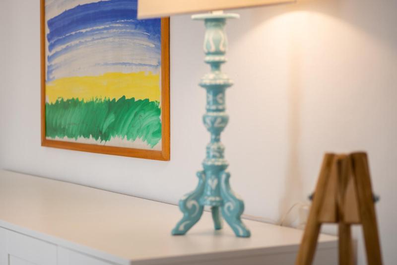 One-Bedroom Apartment image 2