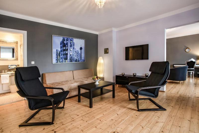 Suite image 1