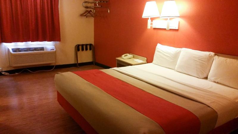 Standard Double Room image 1