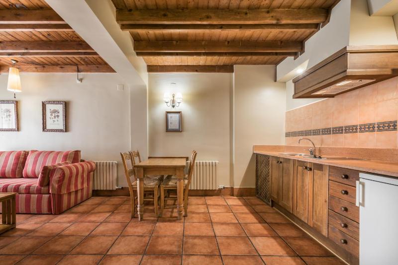 Duplex Apartment (6 Adults) with access to swimming pool image 3