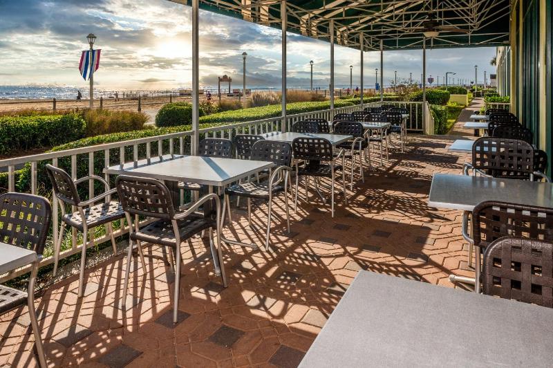 Holiday Inn Express & Suites VA Beach Oceanfront by IHG - image 42