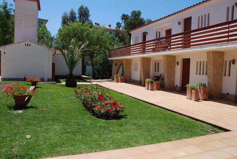 Apartaments Margarita Sabina Pinell - image 1