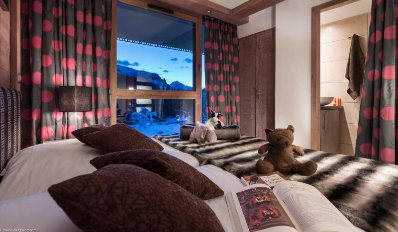 One-Bedroom Apartment (4 Adults) with Spa Access image 1