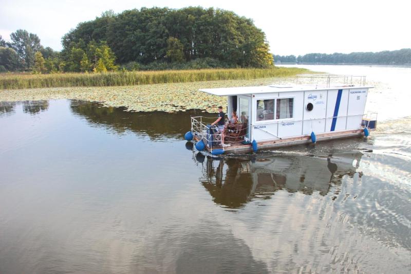 Boat - Febomobil 990 image 1