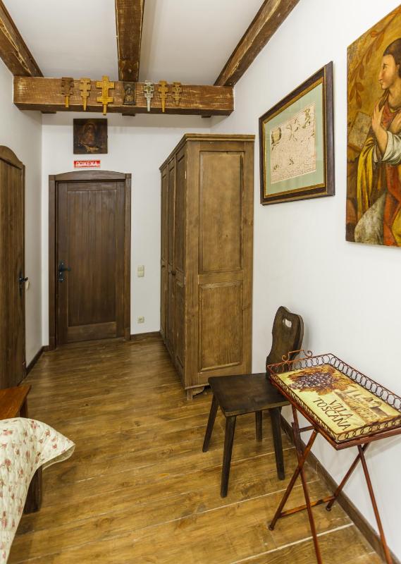Standard Double or Twin Room image 3
