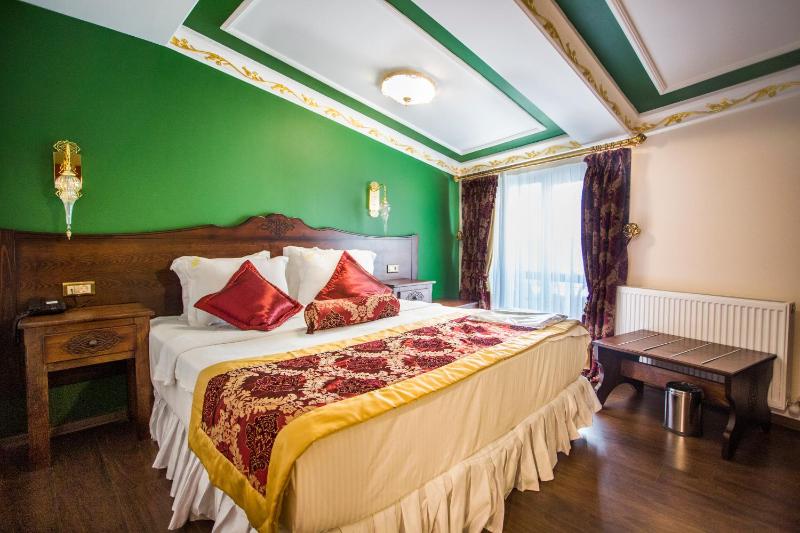 Superior Room with Sea View image 2