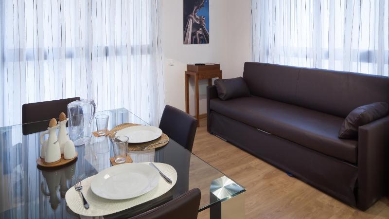 One-Bedroom Apartment image 3