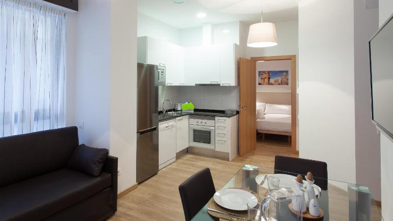 One-Bedroom Apartment image 2