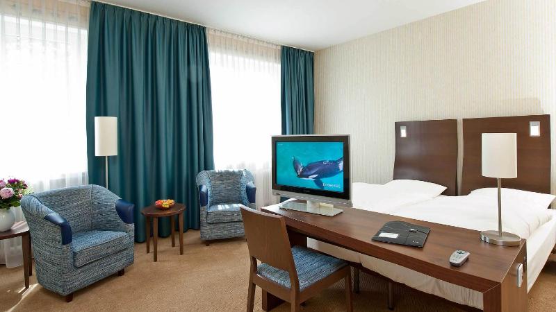 Superior Double Room image 4