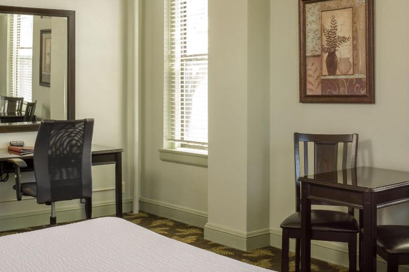 Hotel Suite image 4