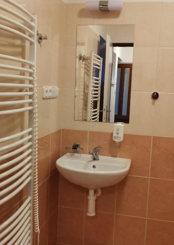 Bungalow image 3