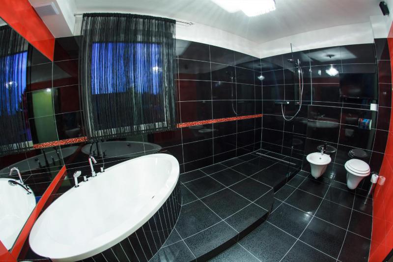 Deluxe Double Room image 3