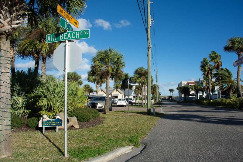 Surf Perch - 10th St. - image 14