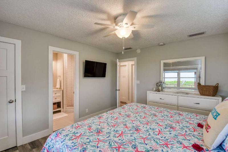 Barefoot Hideaway I - image 10