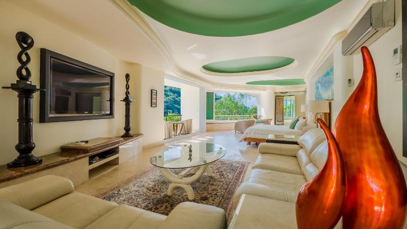 Puerto Vallarta South Shore Luxury Suites - image 4