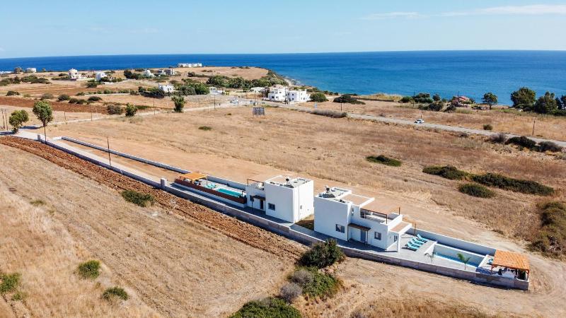 Three-Bedroom Villa image 2