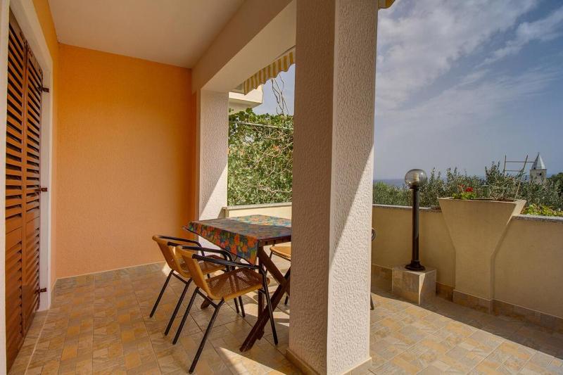 Two-Bedroom Apartment with Terrace and Sea View image 3