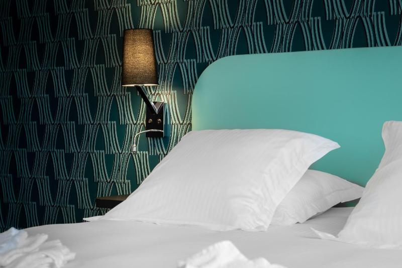 ZENITH HOTEL CAEN - image 3