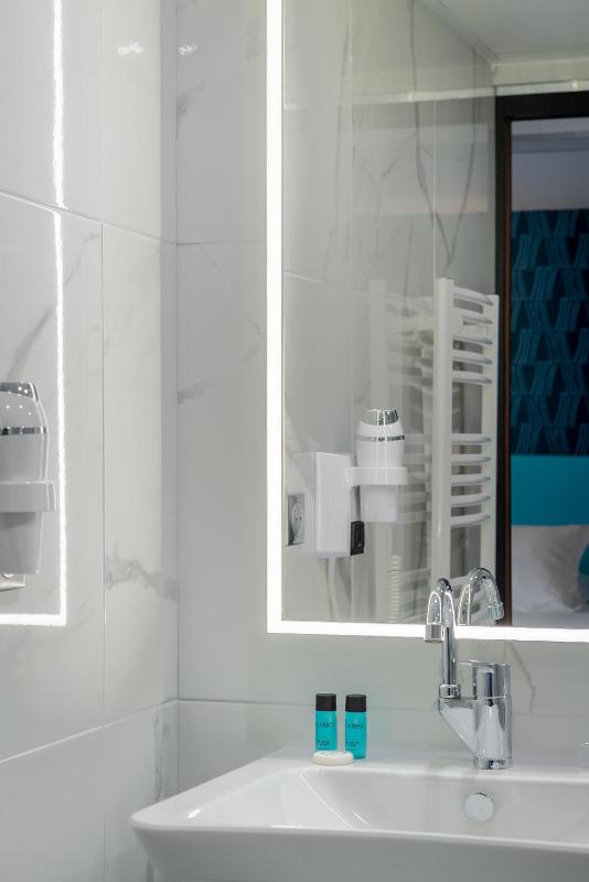 ZENITH HOTEL CAEN - image 21