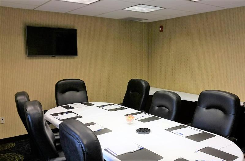 Holiday Inn Express Hotel & Suites Pittsburgh Airport By IHG - image 24