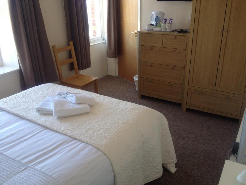 Arcadia Guest House - image 23