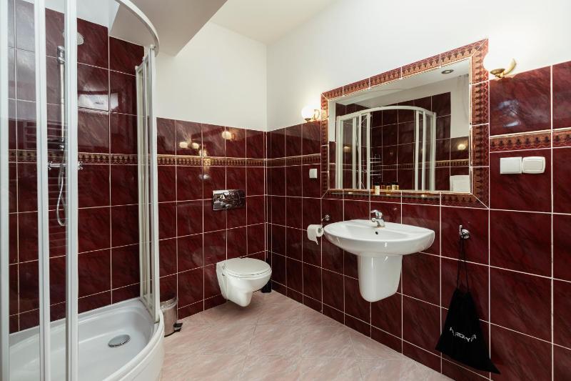 Villa Toscania-check in 24h - image 17