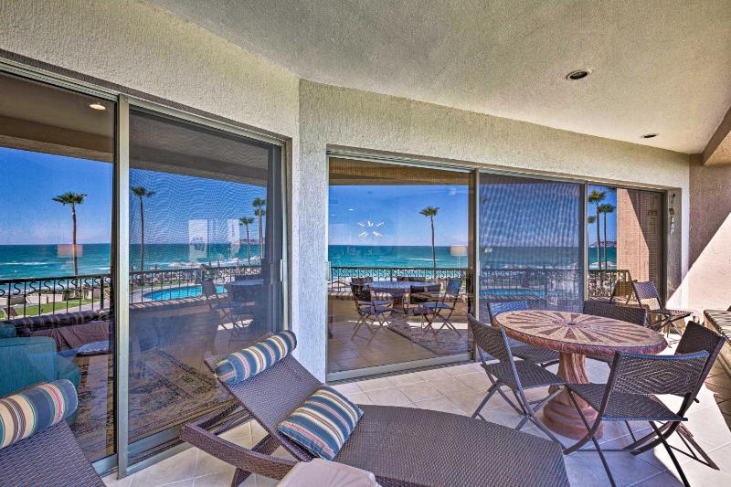 Walk to Beach: Oceanfront Rocky Point Condo - image 2