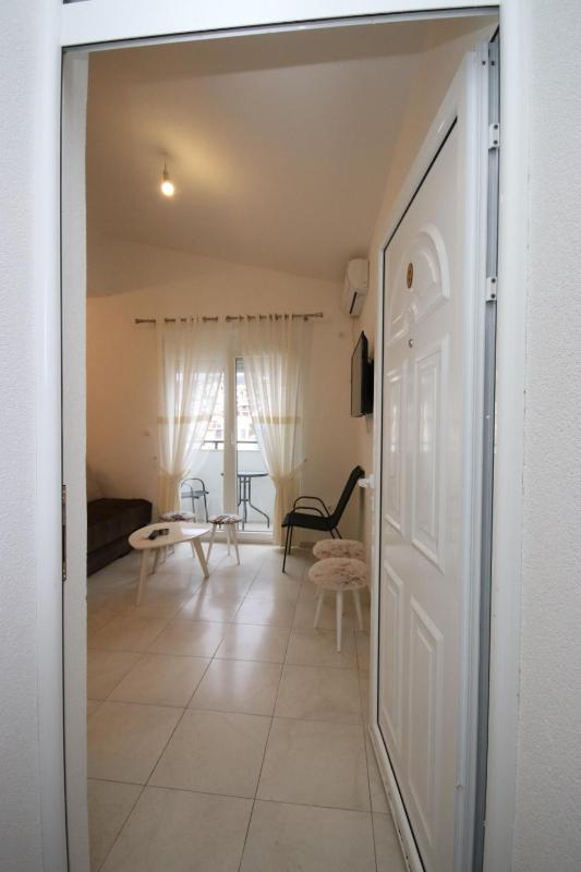 Apartment with Balcony image 2