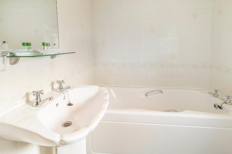 Standard Single Room image 1