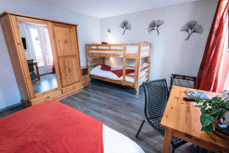 Quadruple Room image 4