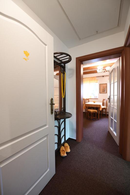 Luxury Triple Room image 2