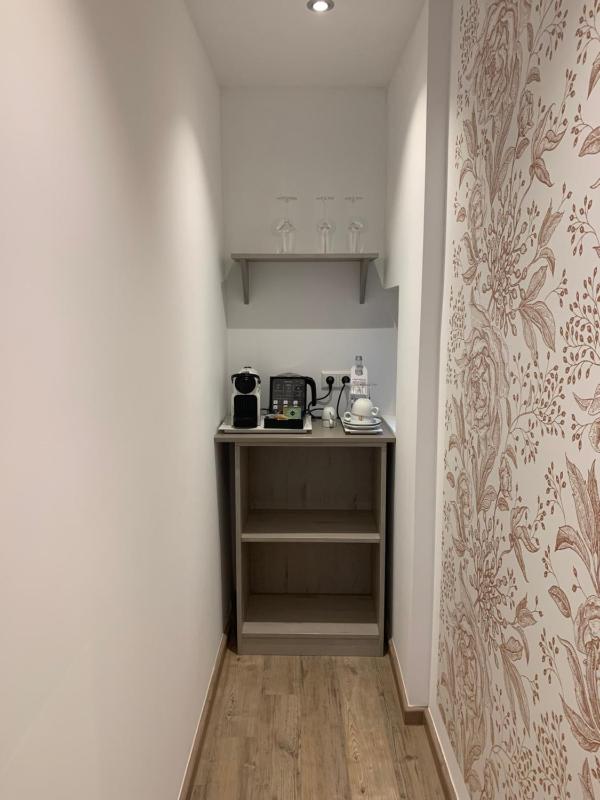 Double Room image 3
