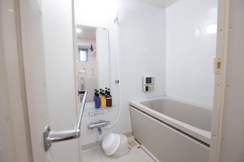 Yakuin apartment - image 7