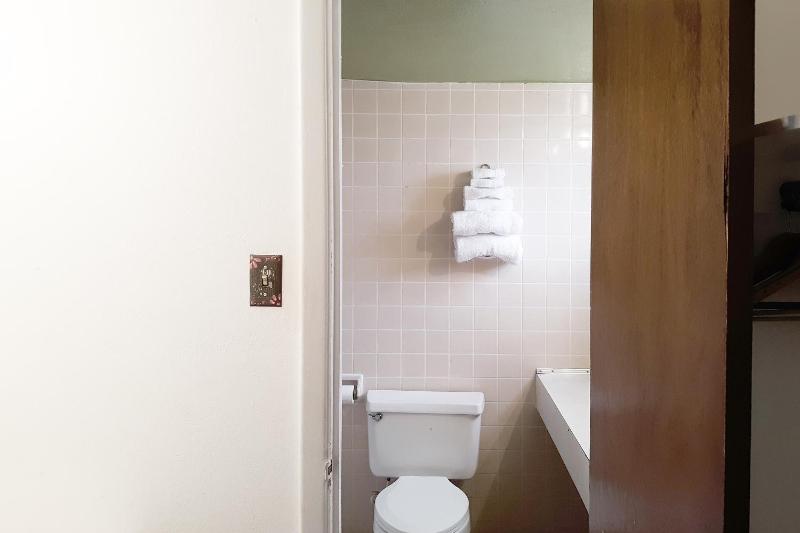 King Room image 2