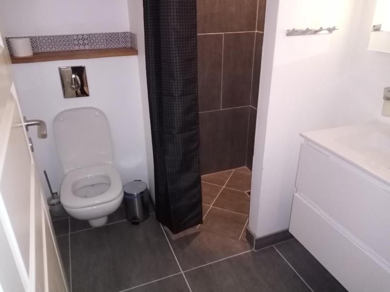 Standard Double Room image 4