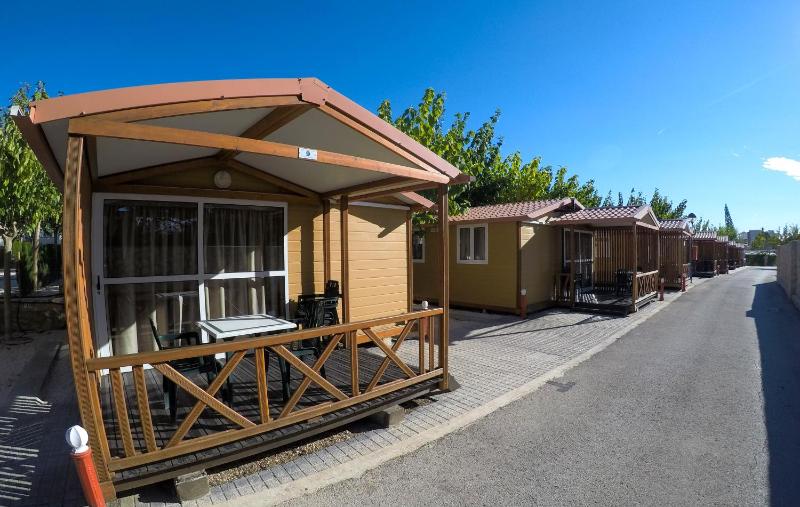 Bungalow image 1