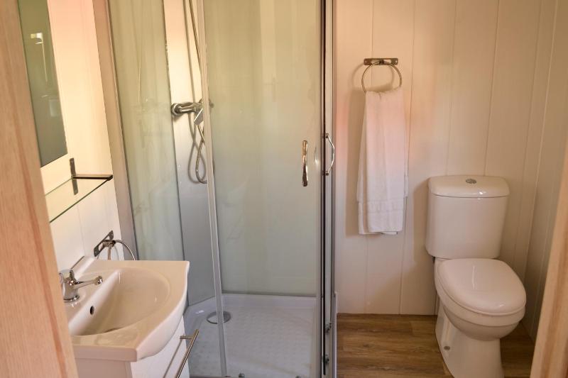Mobile Home image 4